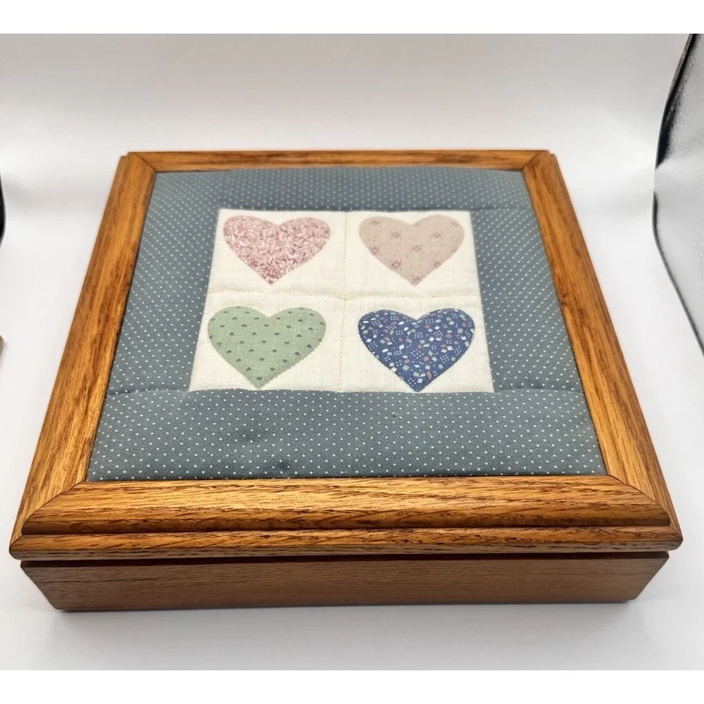 Vintage Tennessee Wood Crafters Oak Wood Quilted Top Trinket Box‎ Jewelry box